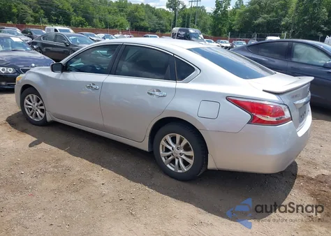 2015 Nissan Altima 2.5 S из США, поврежденный, VIN 1N4AL3AP5FC598138